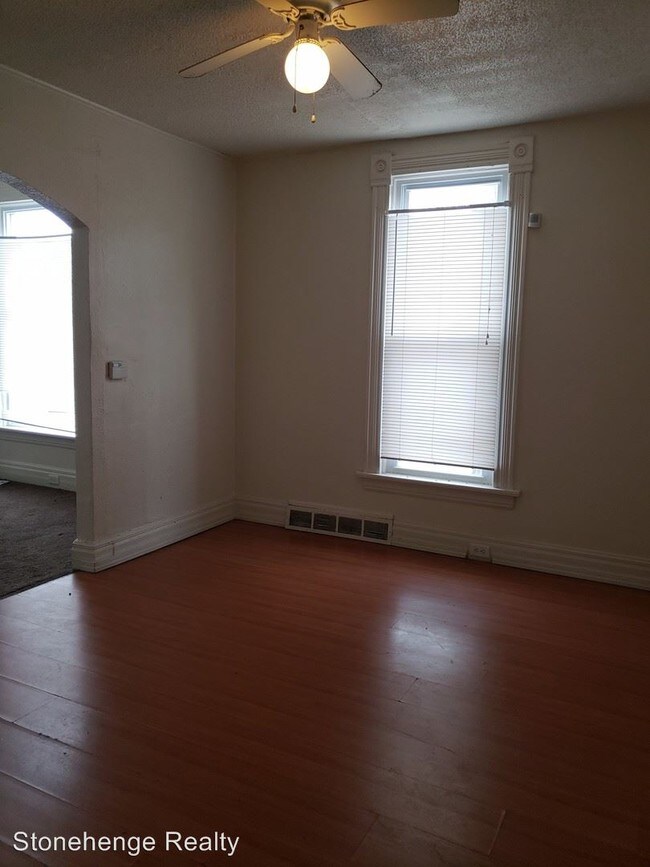 Building Photo - 3 br, 1 bath House - 844 Mark St.