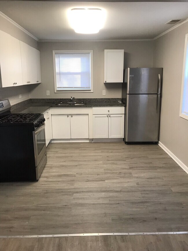 Foto del edificio - 17 Oak Ln