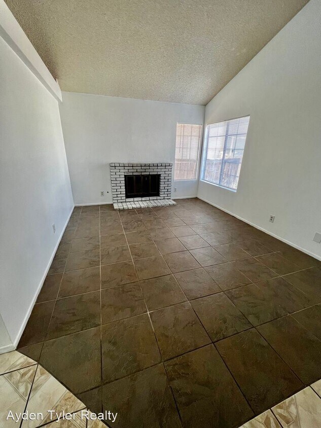 Primary Photo - 3 br, 2 bath House - 36801 CAMDEN CT