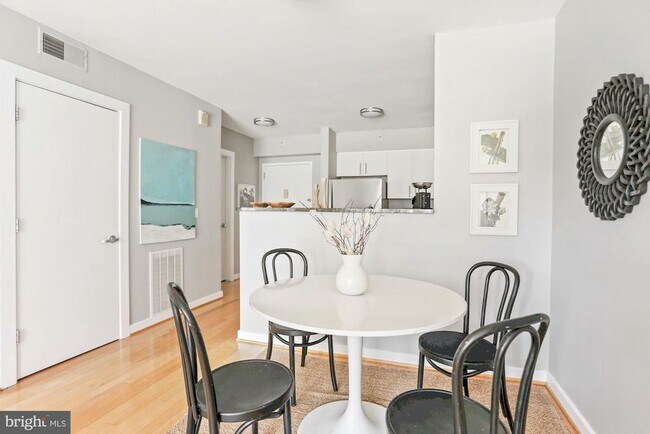 Building Photo - 1000 New Jersey Ave SE