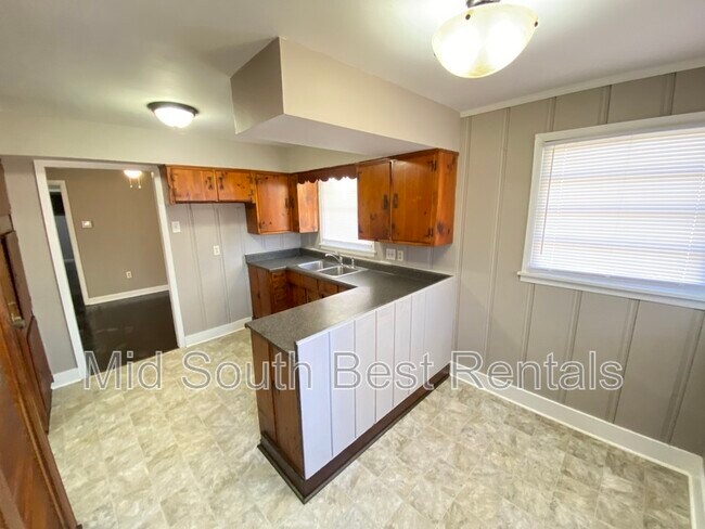 Building Photo - 3455 Knight Rd