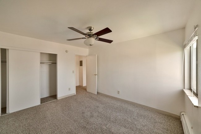 Building Photo - 5995 W Hampden Ave