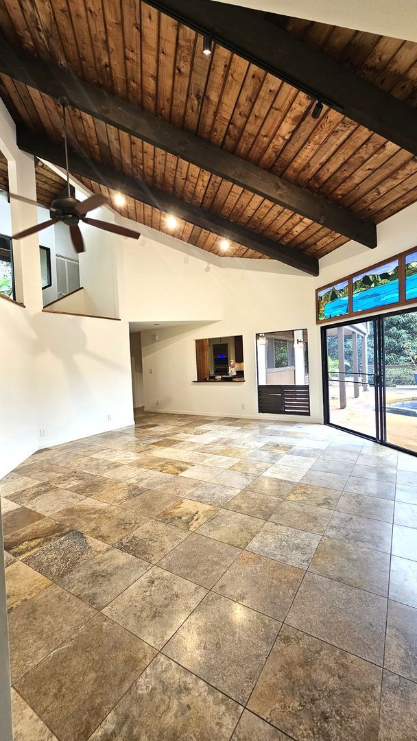 Building Photo - Architect masterpiece -  Several fruits, pool, Ac, amazing home!