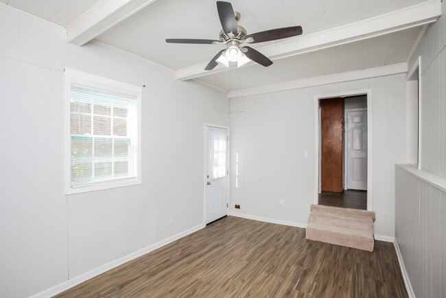 Building Photo - Charming Home in Columbia, SC!