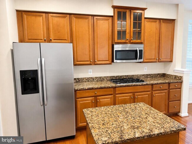 Building Photo - 12489 Pfitzner Ct