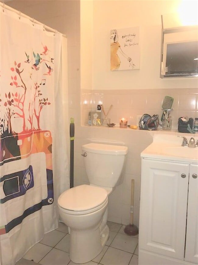 Building Photo - 103 Sciarappa St
