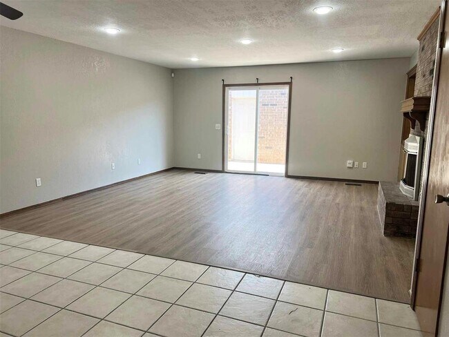 Foto del edificio - 2105 NW 118th Terrace