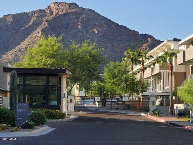 Building Photo - 5551 E Arroyo Verde Dr