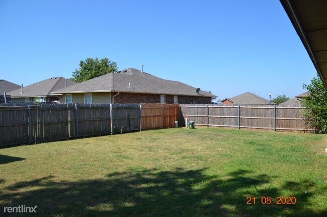 Building Photo - 4 br, 2 bath House - 324 SW 40th St