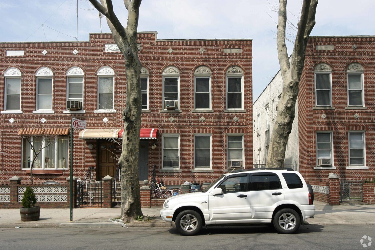 Foto principal - 6820 21st Ave