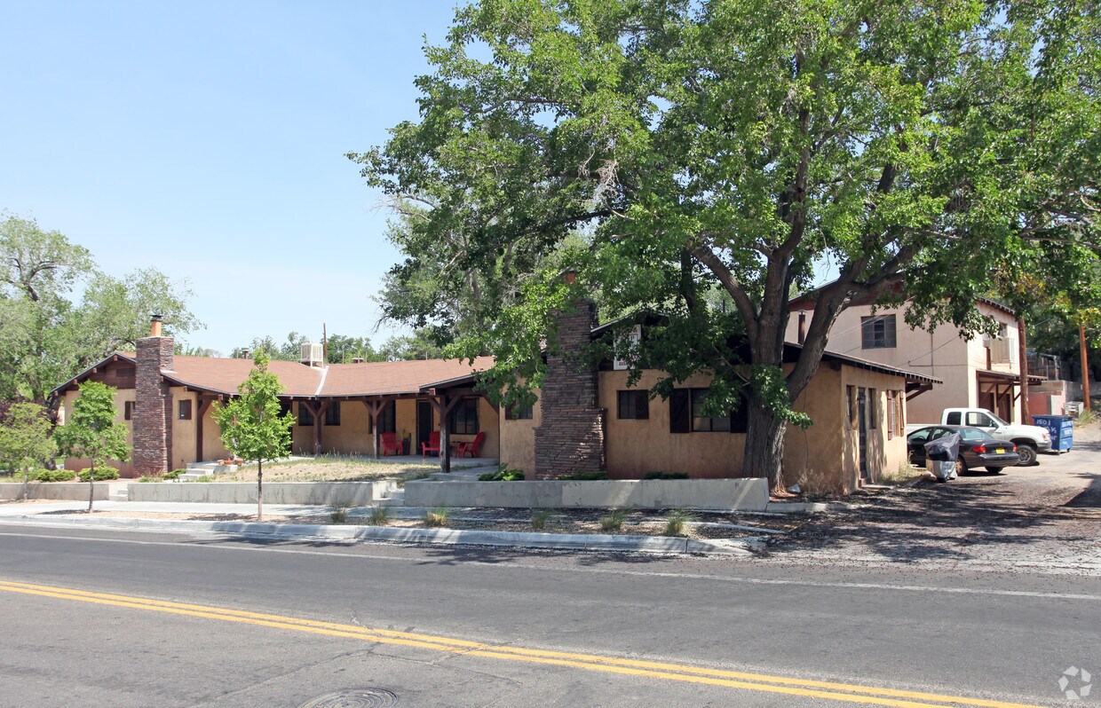 Foto principal - 1501-1507 Dr. Martin Luther King Jr Ave NE