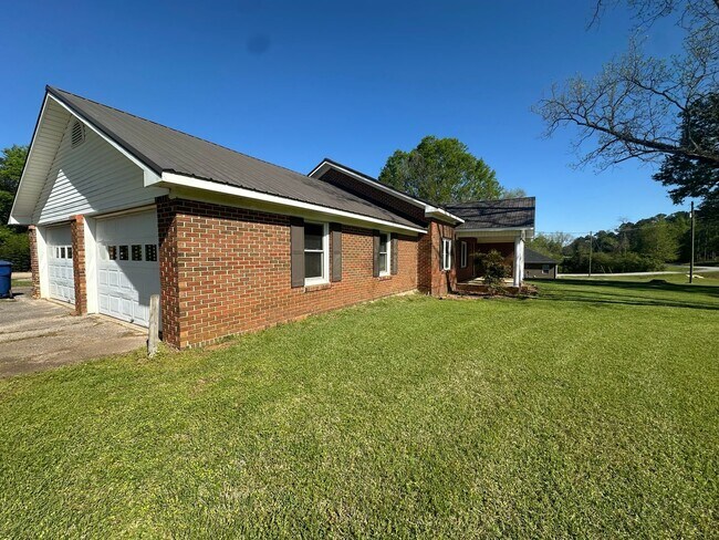 Building Photo - 4115 AL-9