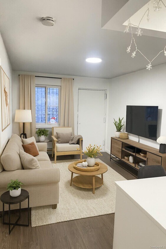 Foto principal - 767 Forest Ave