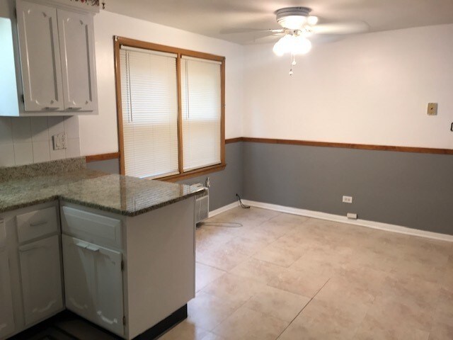Foto del edificio - 2450 N 77th Ct