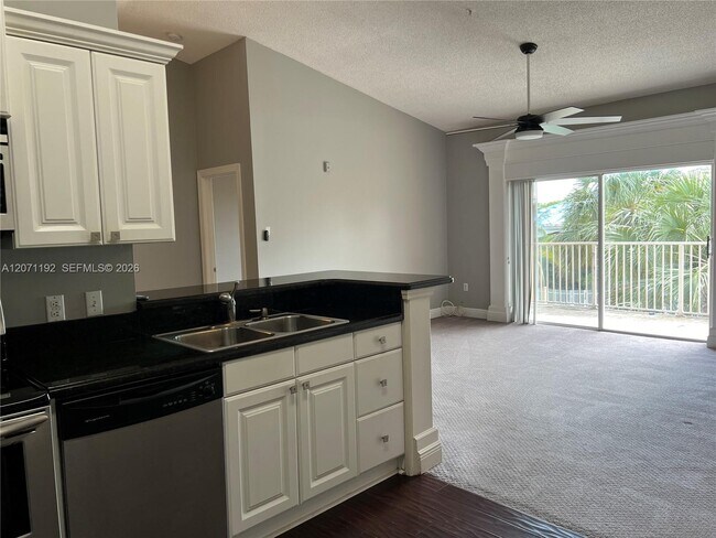 Foto del edificio - 6928 SW 39th St