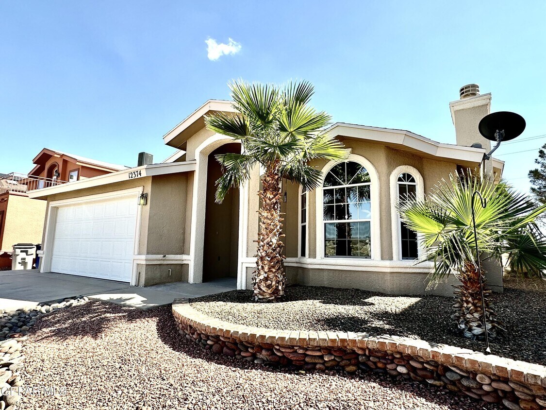 Primary Photo - 12374 Paseo Lindo Dr