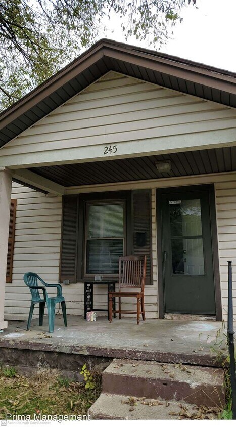 Primary Photo - 2 br, 1 bath House - 245 Orchard St