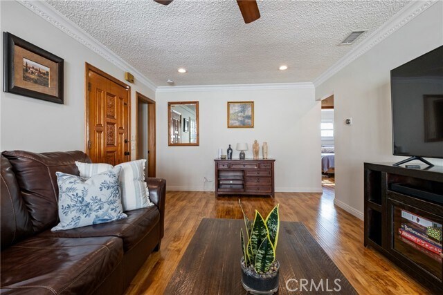 Foto del edificio - 513 E Hillsdale St