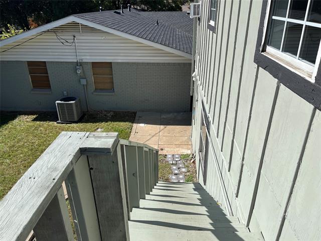 Building Photo - 12404 Sunland St