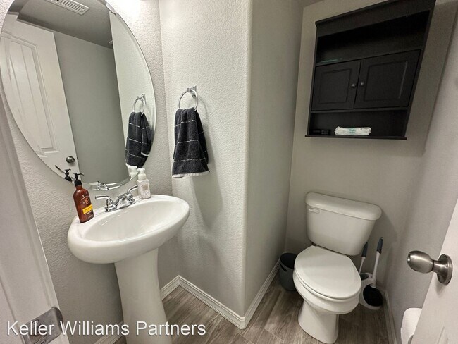 Foto del edificio - 3 br, 3 bath House - 10587 Traders Parkway