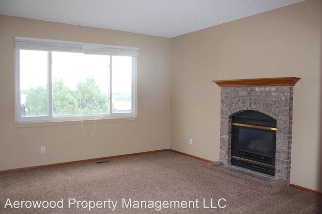 Building Photo - 3 br, 3 bath House - 9351 Weeping Willow Ct