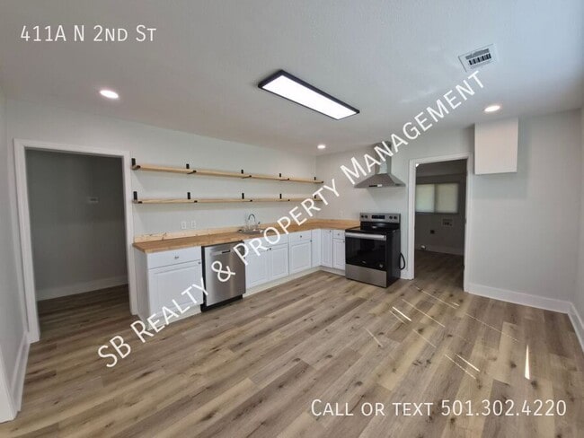 Building Photo - 411 N 2nd St