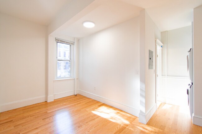 Foto del edificio - 175 Hemenway St