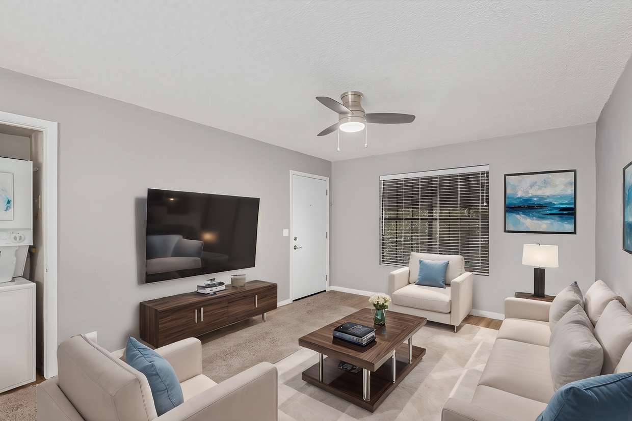 Foto principal - Stylish 2 Bedroom, 2 Bath Condo in Prime T...