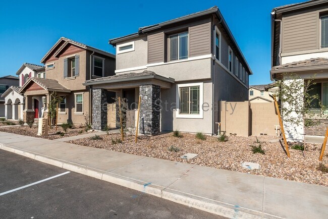 Building Photo - 43237 N Hinoki St