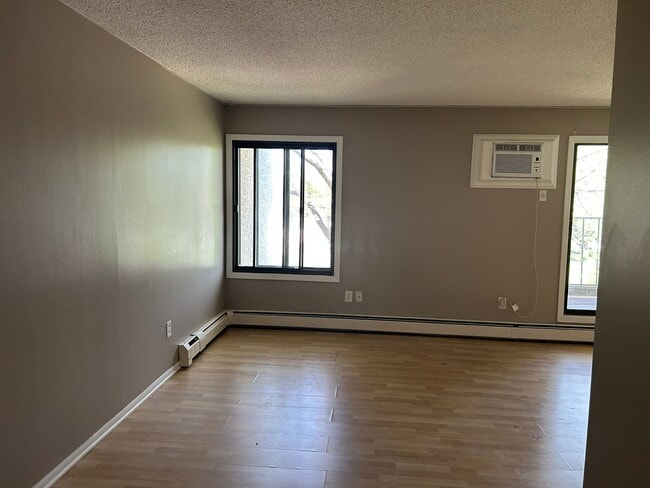 living room - 4110 Rahn Rd
