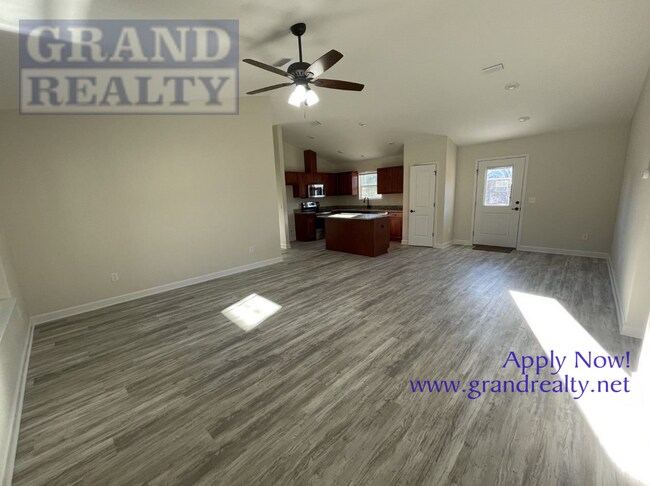 Foto del edificio - Beautiful 3 Bed, 2 Bath New Rental Home wi...