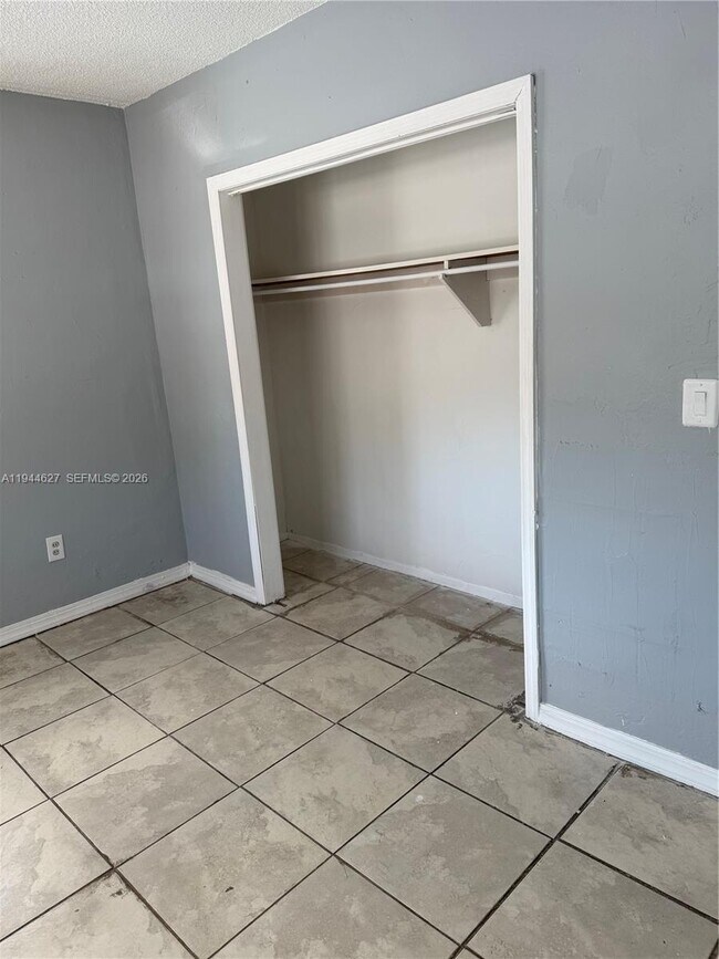 Foto del edificio - 1014 NW 33rd Ave