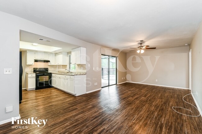 Foto del edificio - 2128 SE 3rd Terrace