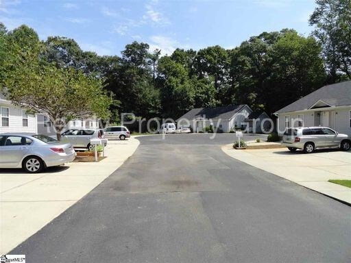 Building Photo - 13 Paris Creek Ct
