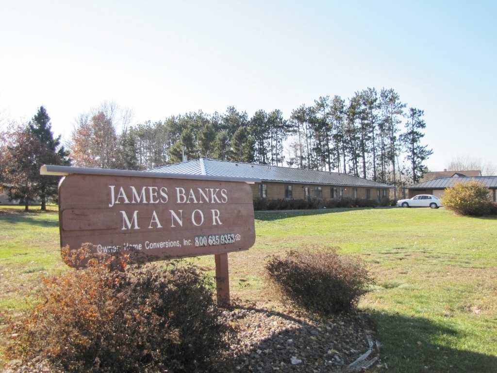 Primary Photo - James Banks Manor