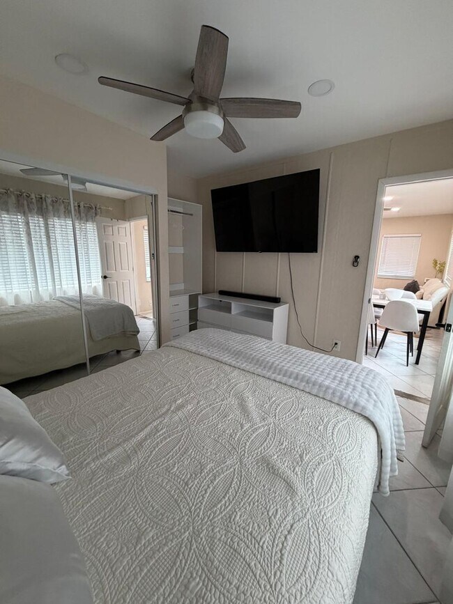 Foto del edificio - Charming 1 bed, 1 bath suite for rent