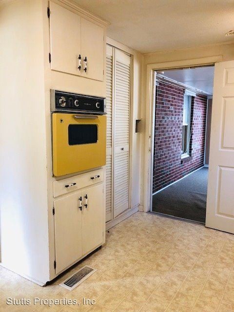 Building Photo - 3 br, 1 bath House - 1308 Cypress Mills Rd