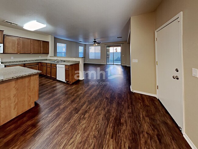 Foto del edificio - 3880 E Kesler Ln