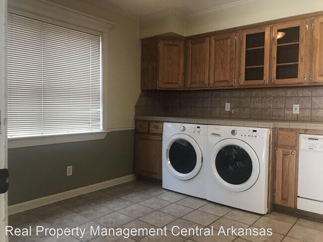 Foto del edificio - 4 br, 2 bath House - 323 Auburn Dr.