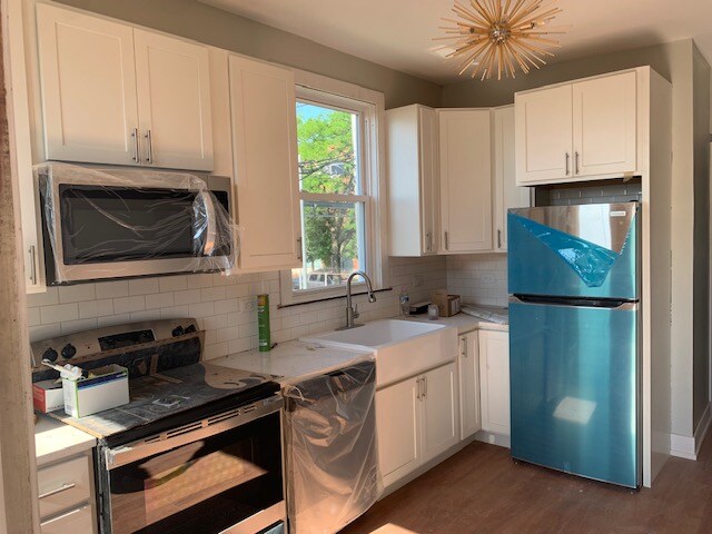 Foto principal - 4017 N Kilbourn Ave