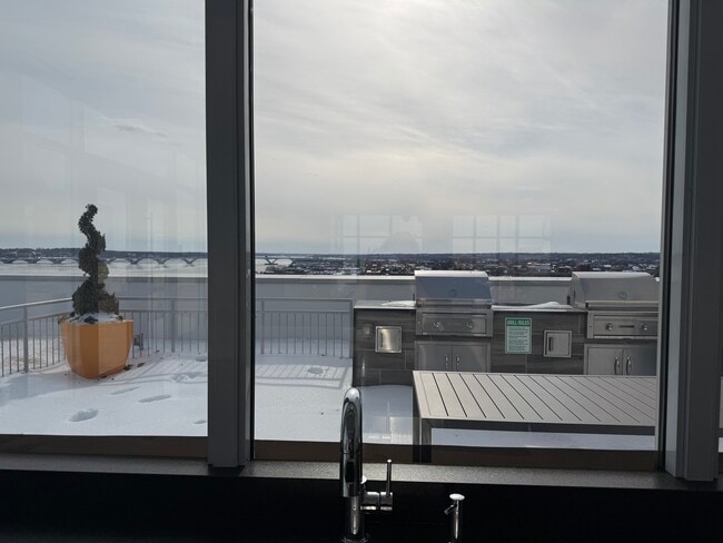 Building Photo - 925 N Fairfax St