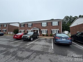 Building Photo - 109 Stroupe Rd