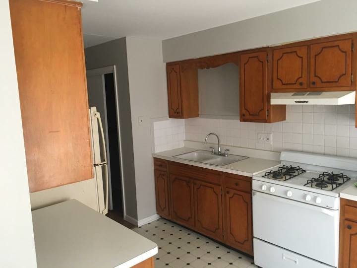 Building Photo - 5820 Garrett Ln