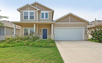 Building Photo - 215 Desperado Dr