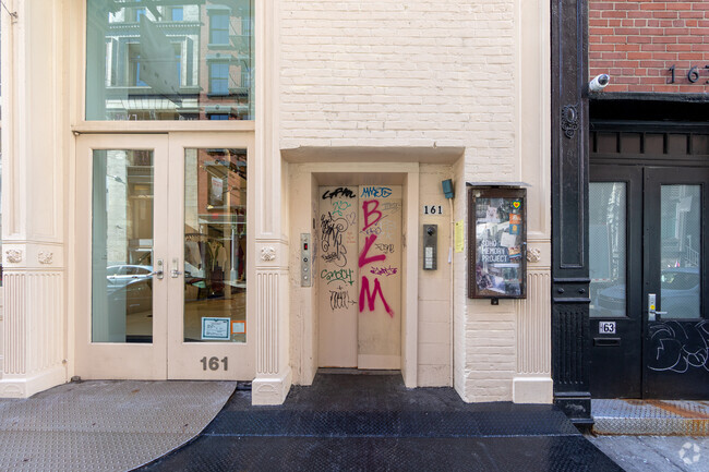Entrance - 159-161 Mercer St