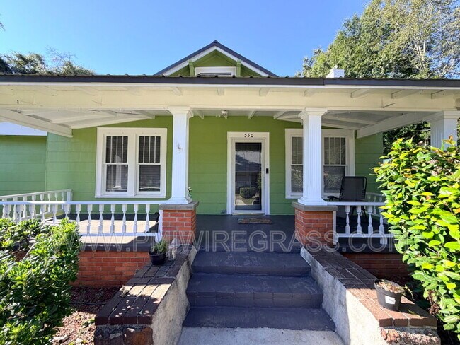 Building Photo - 550 Eufaula St