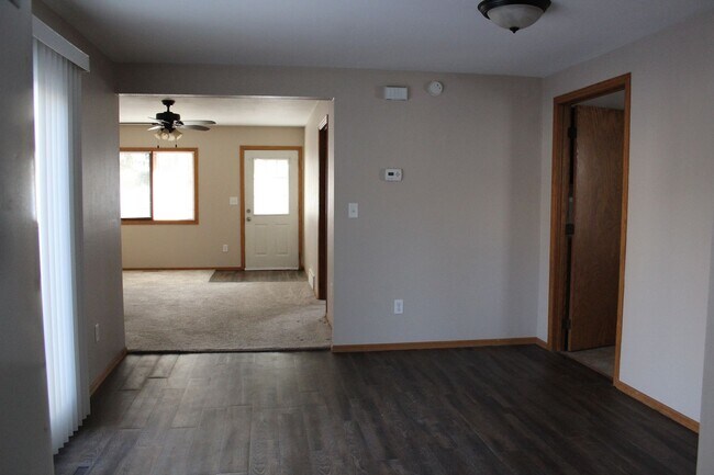 Foto del edificio - Home for Rent