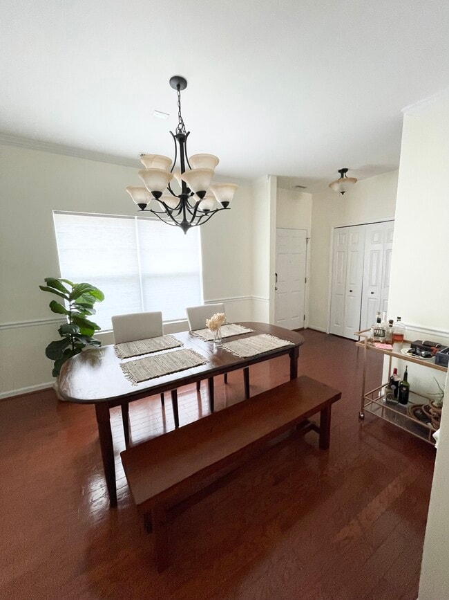 Dining Room 4 - 224 Hampshire Downs Dr