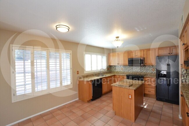 Foto del edificio - 15646 S 43rd Way