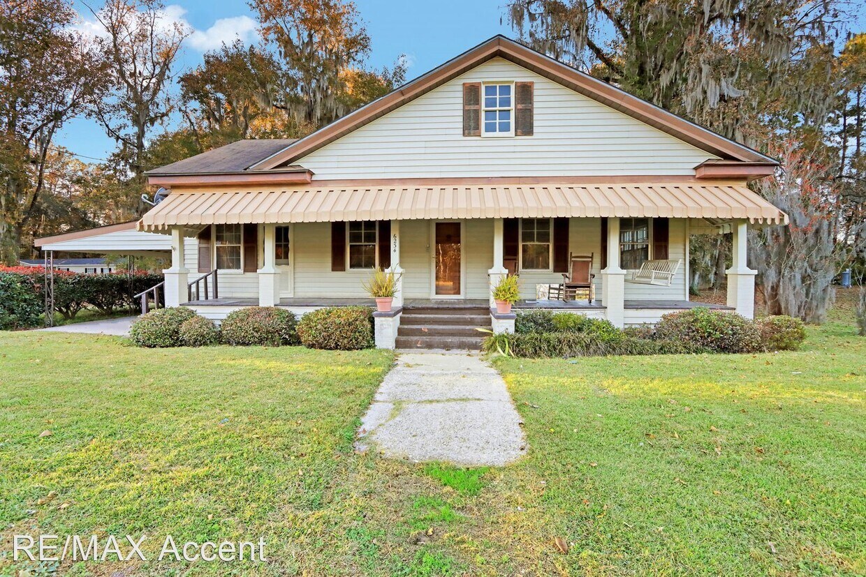 Primary Photo - 3 br, 2 bath House - 6234 Hwy. 17